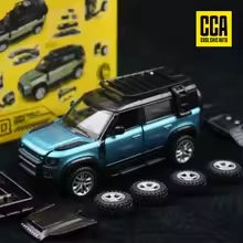 CCA 1:42 Land Rover Defender